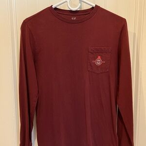 Boys Vineyard Vines brand shirt in pristine condition, size large (16)